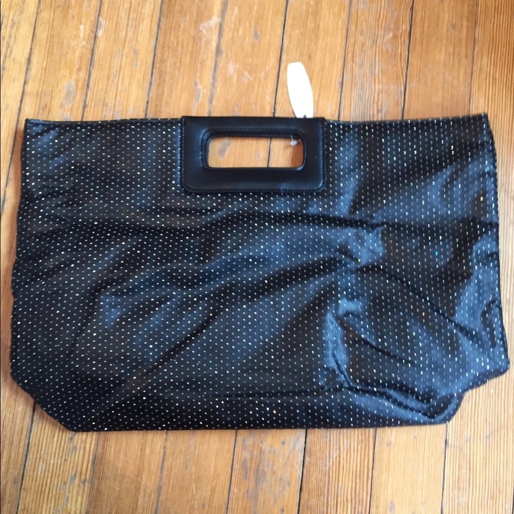 NWT VICTORIAS SECRET CLUTCH